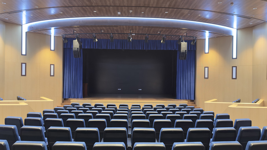 Theater-4
