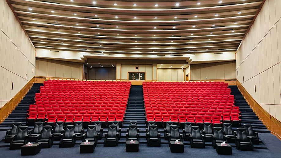 Theater-6