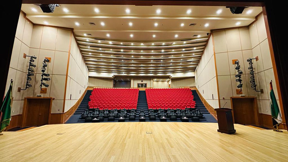 Theater-7